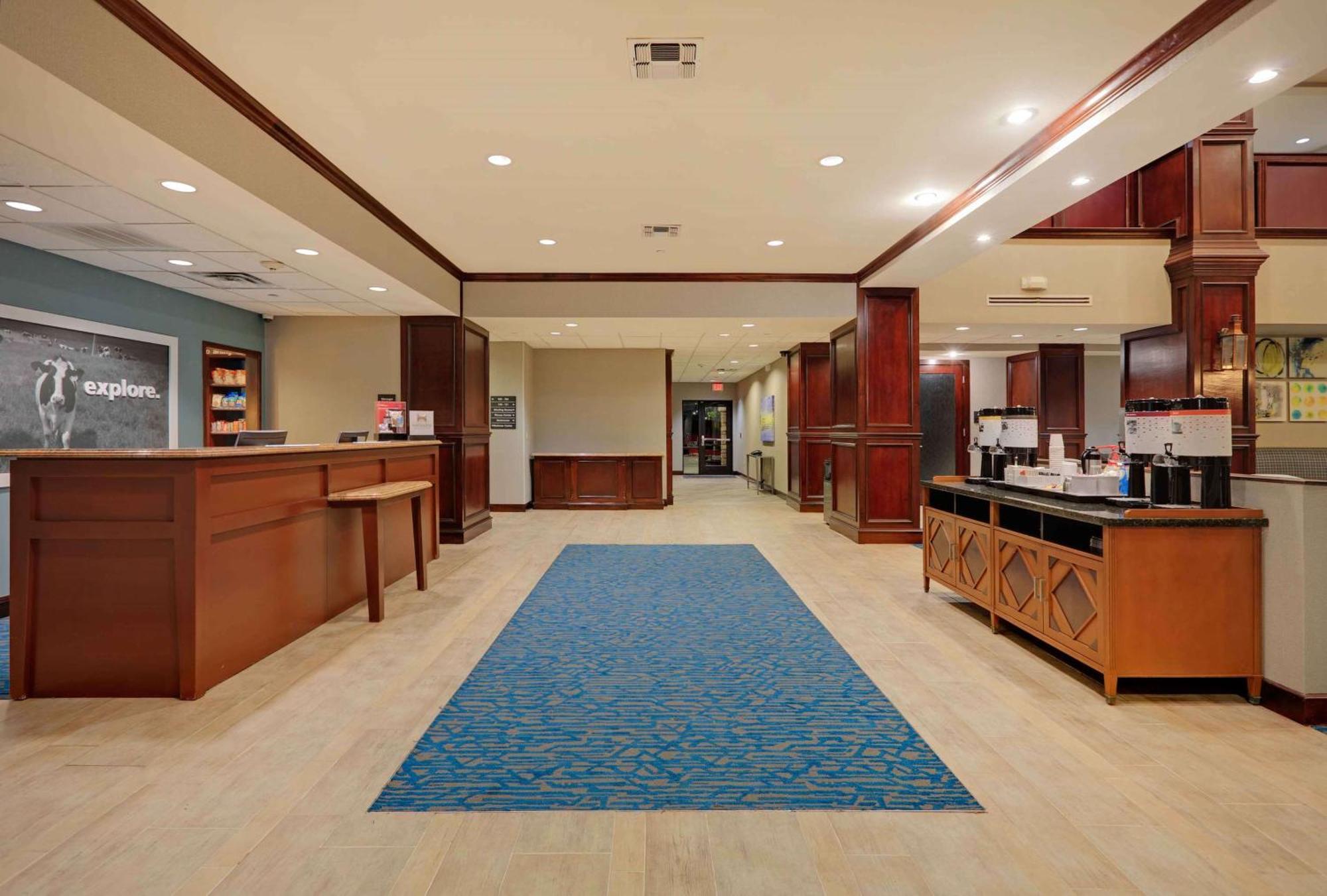 Hampton Inn & Suites Dallas-Arlington-South Ngoại thất bức ảnh