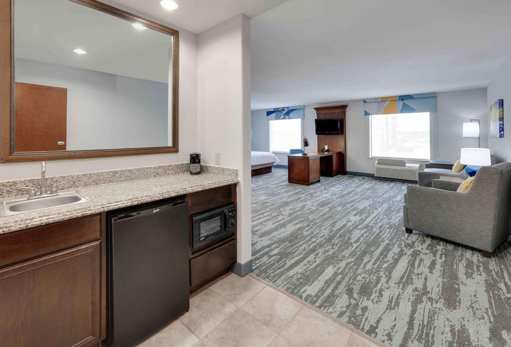 Hampton Inn & Suites Dallas-Arlington-South Ngoại thất bức ảnh
