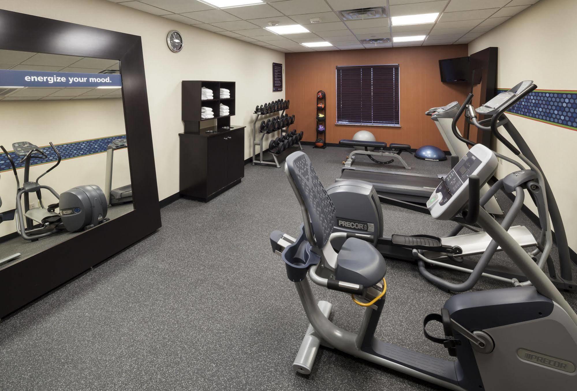 Hampton Inn & Suites Dallas-Arlington-South Ngoại thất bức ảnh